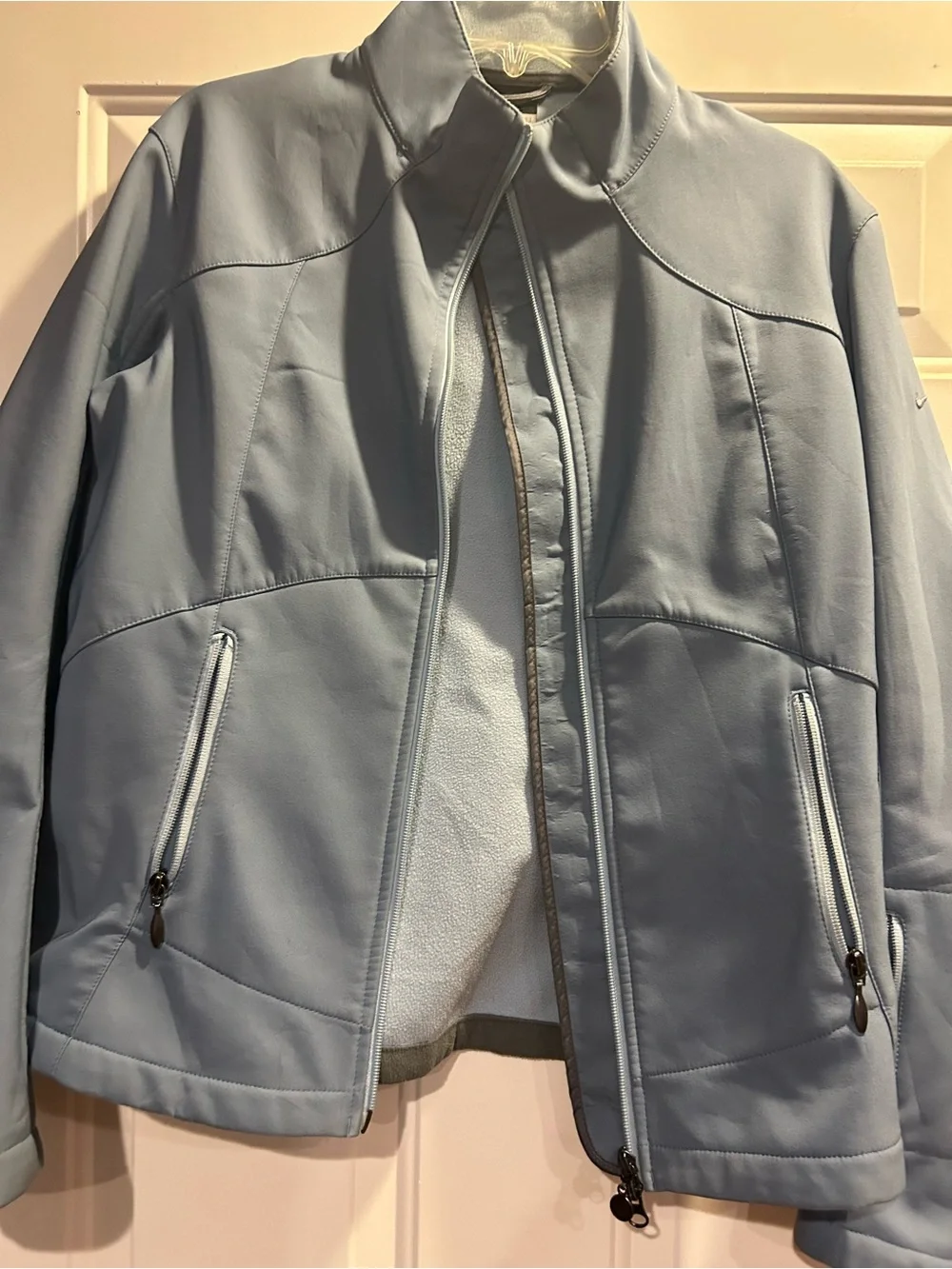 Vintage Light Blue Women's Softshell Jacket - Nike